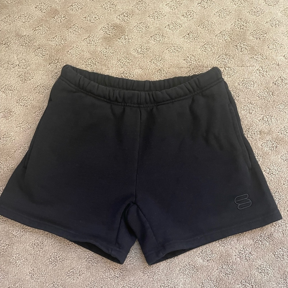 Aritzia super world shorts!